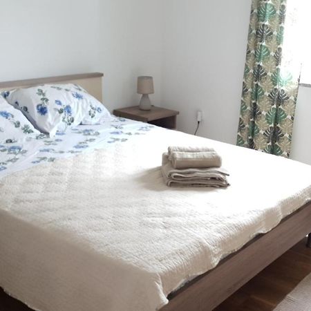 Apartman Lena PUY Exterior foto