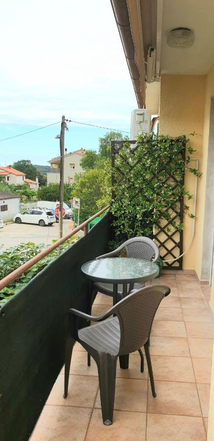 Apartman Lena PUY Exterior foto