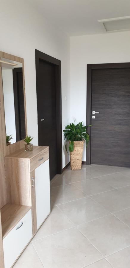 Apartman Lena PUY Exterior foto