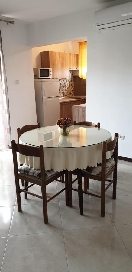 Apartman Lena PUY Exterior foto