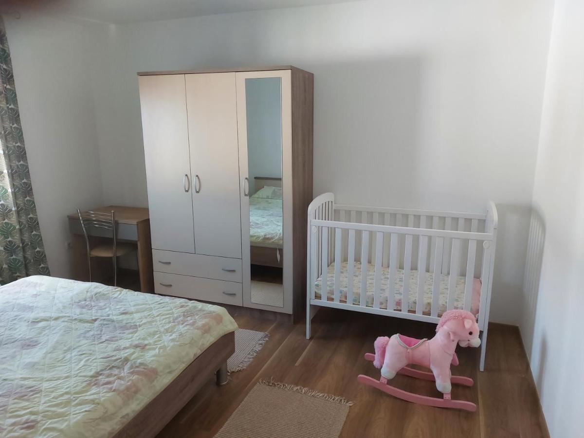 Apartman Lena PUY Exterior foto